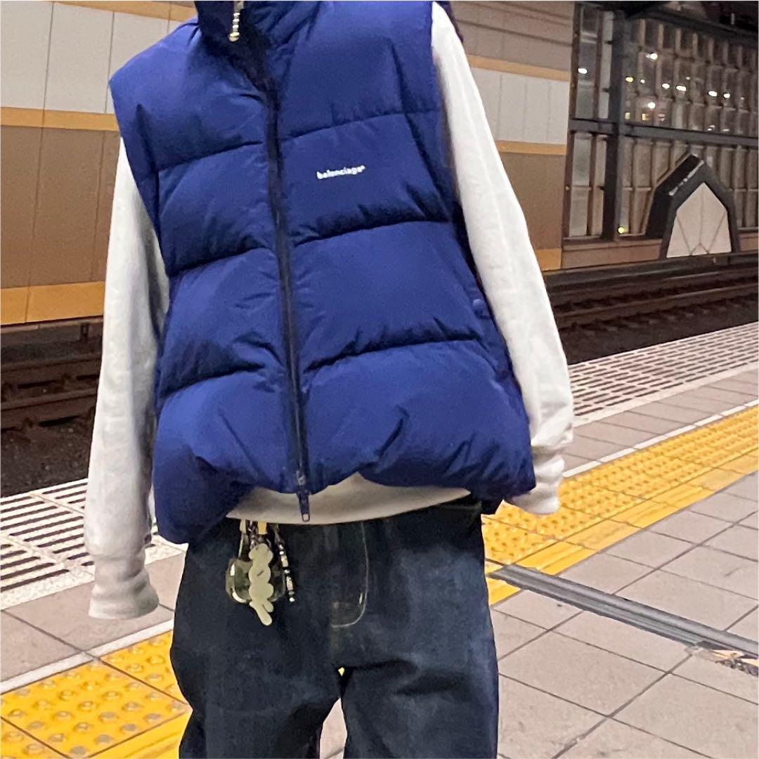 balenciaga C shape ダウンベスト 44 - メルカリ