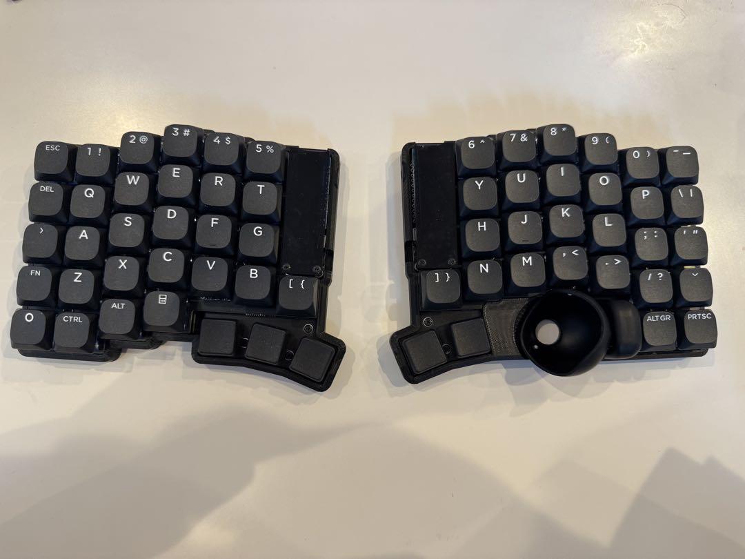 【新品】keyball61 完成品　XVX 動作確認済TRRSメタルケーブル付属