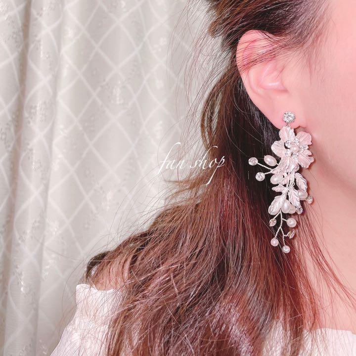 ピアス