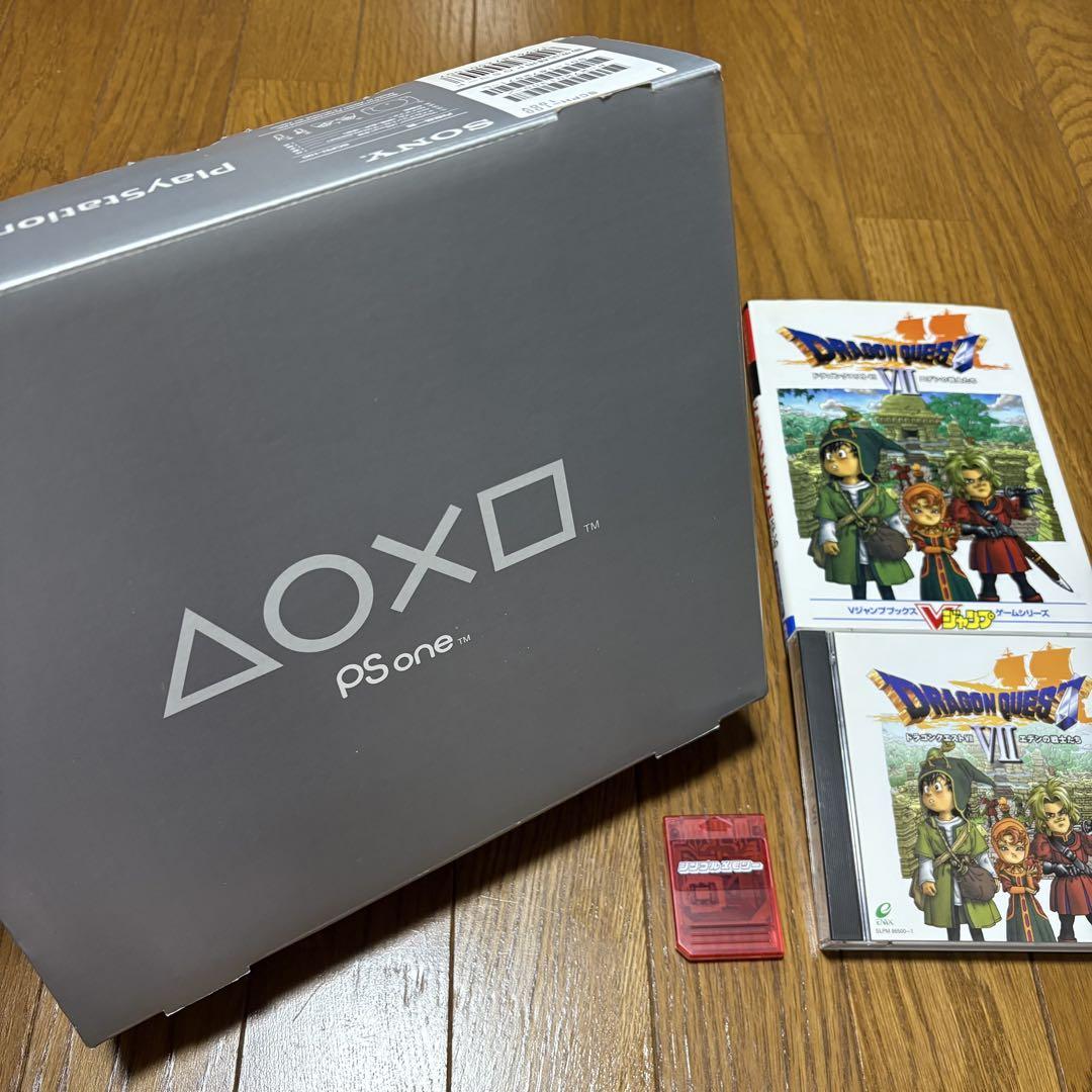 PSone 本体　美品　箱付　ドラクエ7 ソフト　ガイドブック　スロットカード