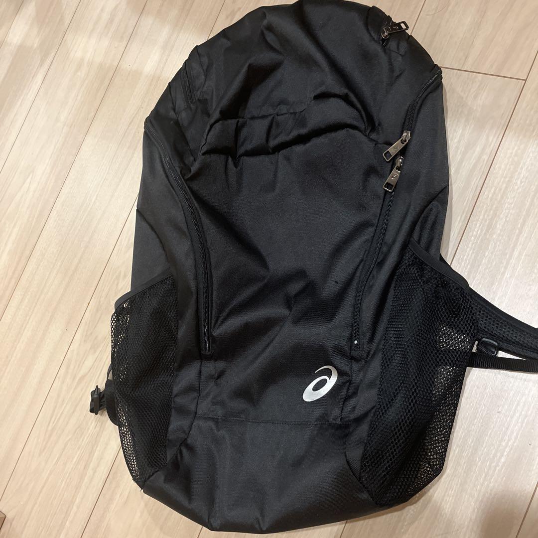 ASICS 黒 リュック・バックパック