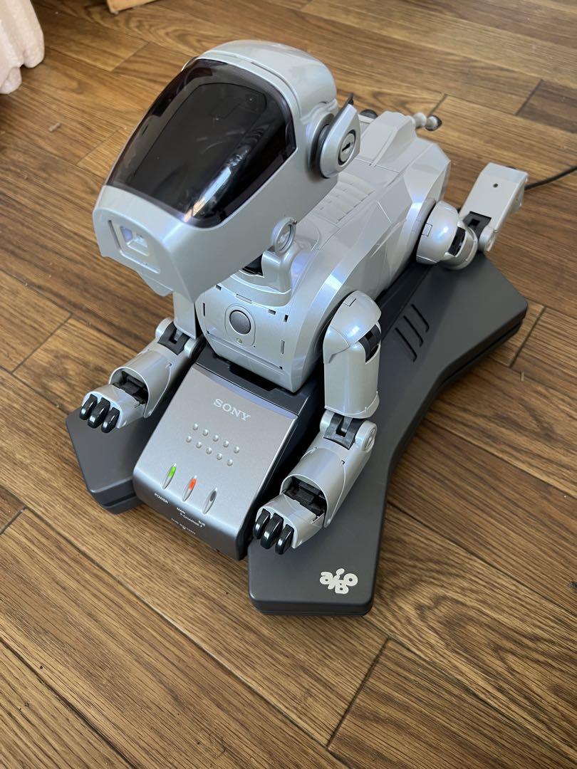 SONY AIBO ERS-111 充電スタンド付き　ジャンク