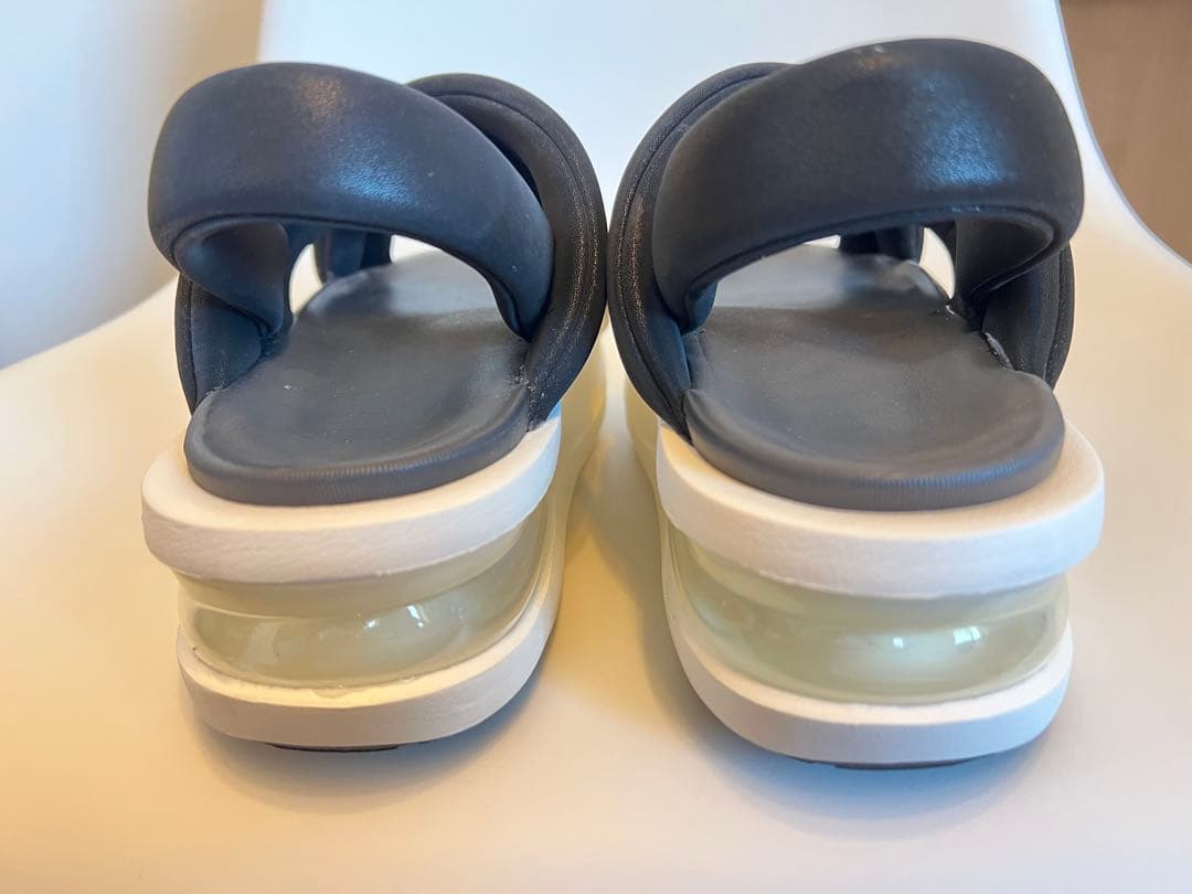 NIKEエアマックス　アイラ24cm