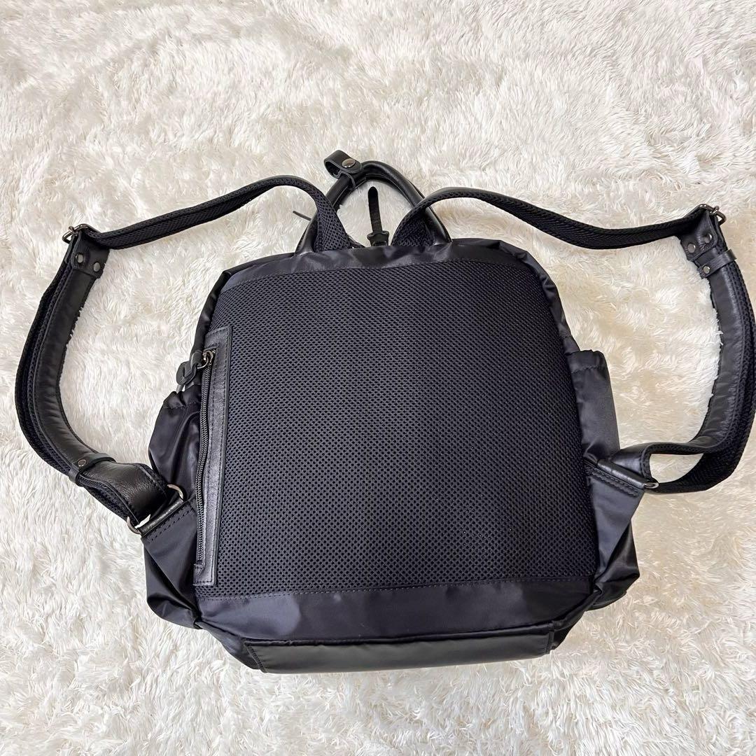 美品 慈雨 マフポケット リュック ブラック センソユニコ