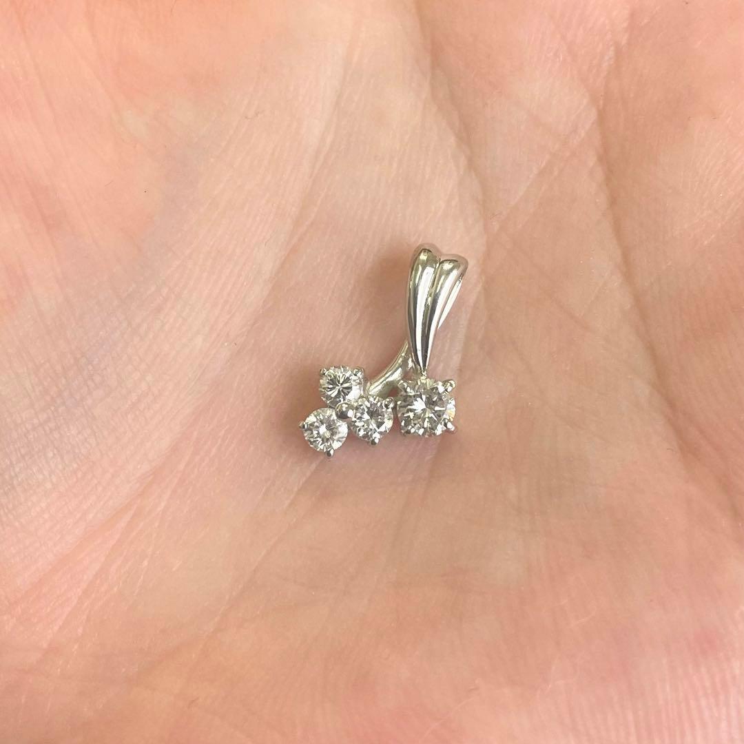プラチナ900 天然ダイヤモンド 0,50ct ペンダント トップ