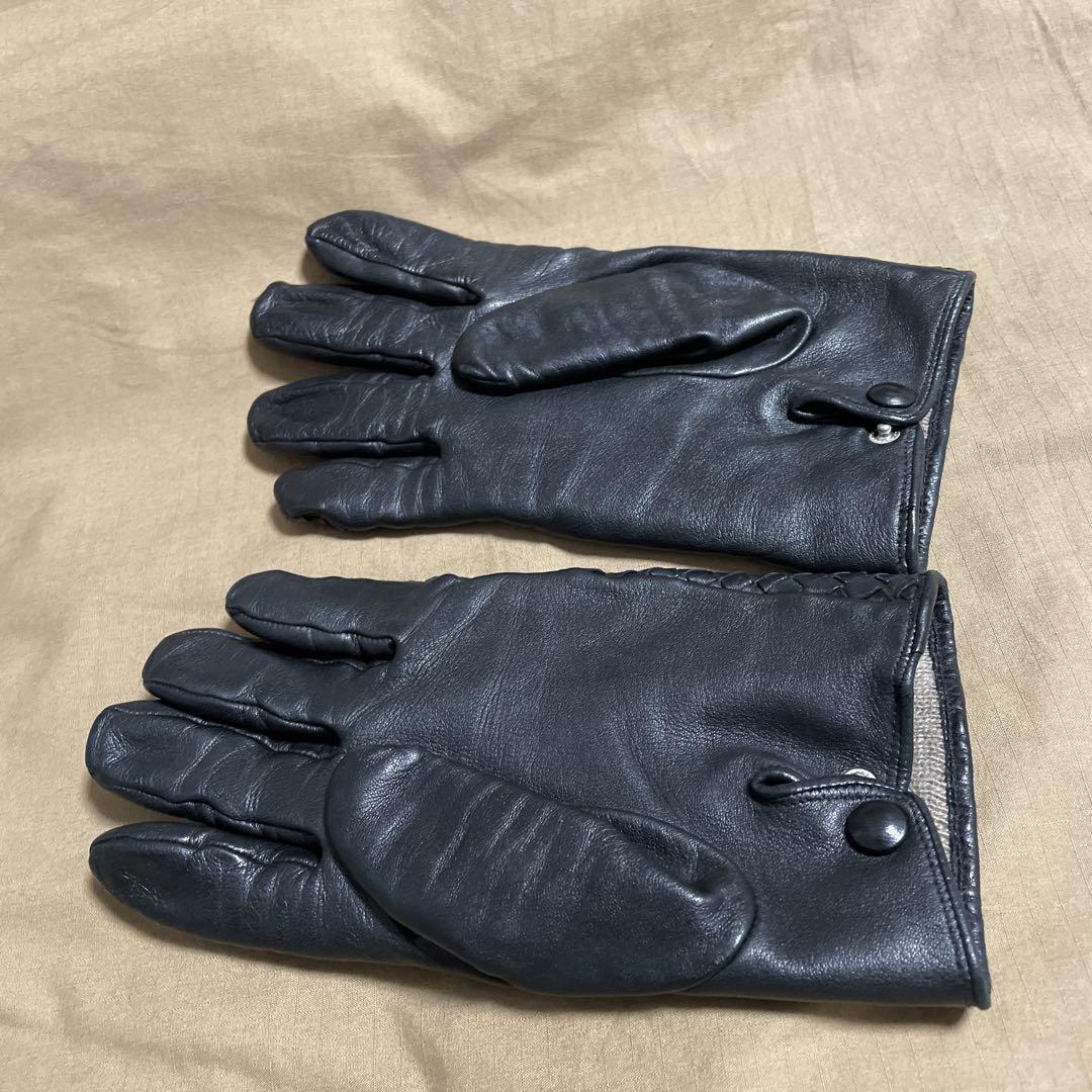 【人気モデル】専用のお品/美品イタリア老舗グローブス製/黒 レザー 編み込み手袋