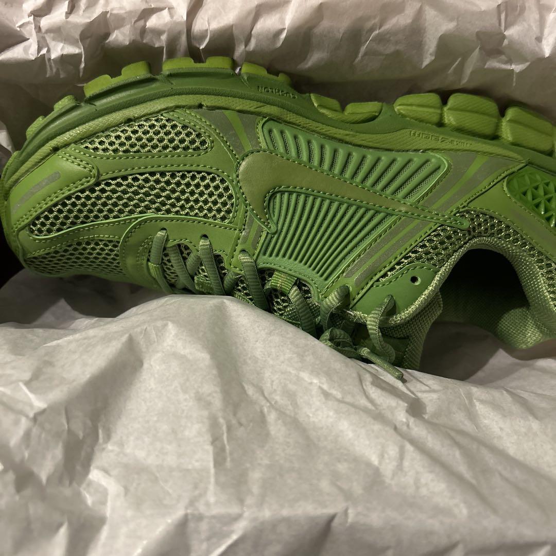 靴 Nike Zoom Vomero 5 27.0cm