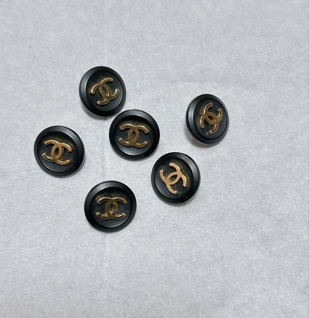 CHANEL ロゴボタン 6個セット