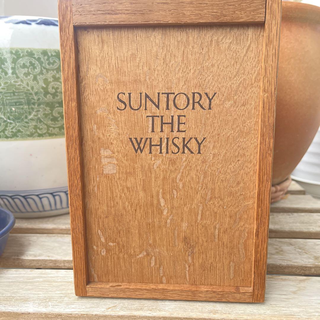 サントリーSUNTORYザ・ウイスキー有田焼陶器ボトル750ml