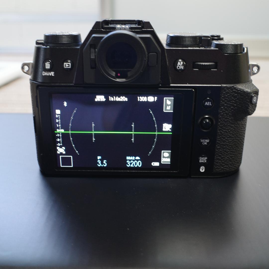 【極上品】FUJIFILM X-T50 　XC15-45mmレンズキット