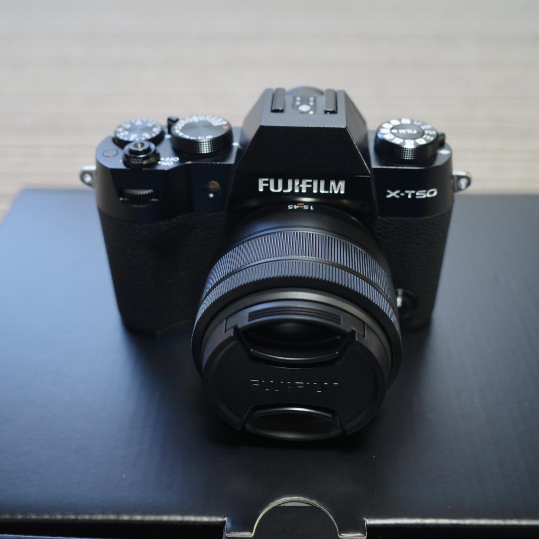 【極上品】FUJIFILM X-T50 　XC15-45mmレンズキット