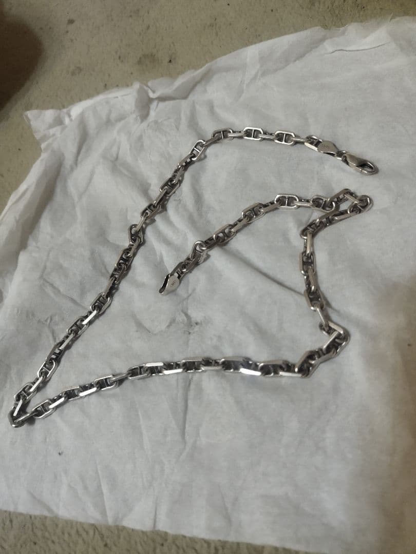 シルバー925ネックレス。約50センチ。約30グラム。