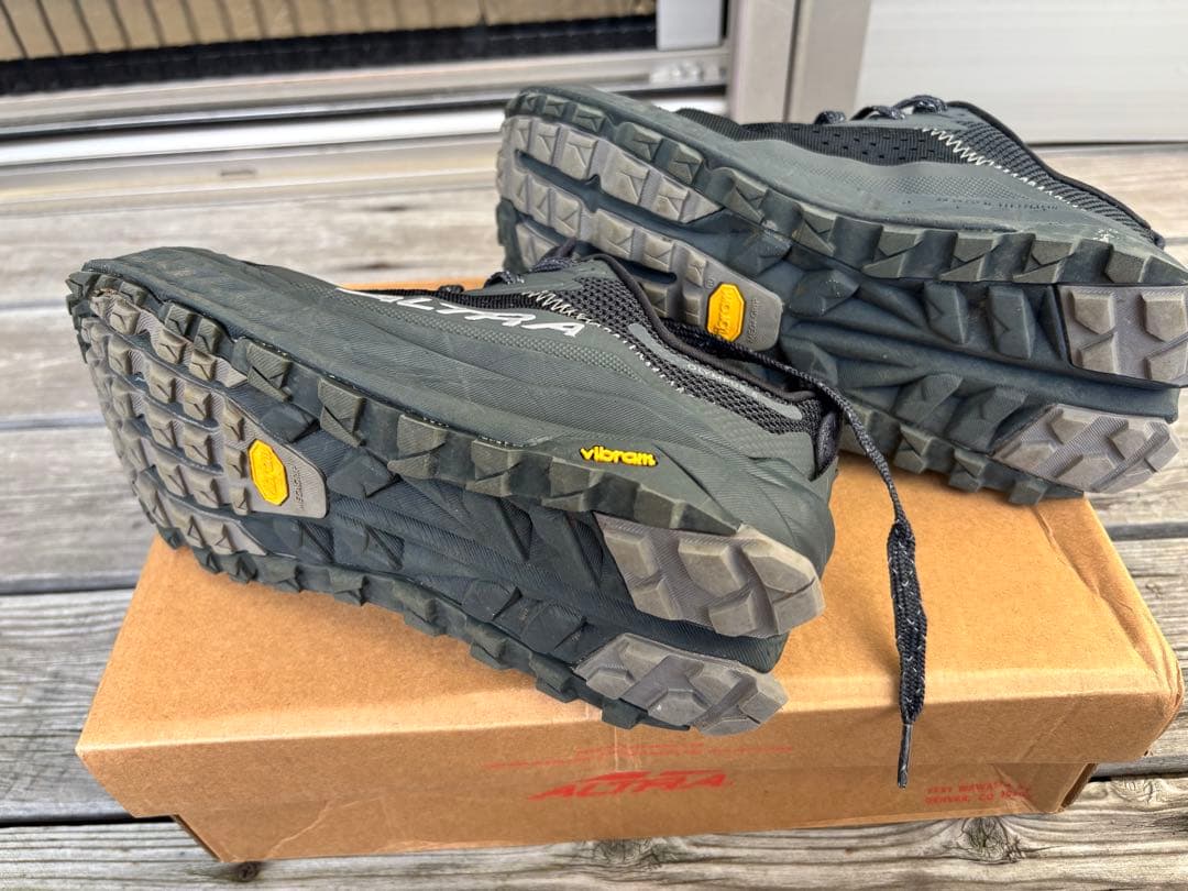 ALTRA オリンパス6 トレイルランニングシューズ（メンズ25.0cm）