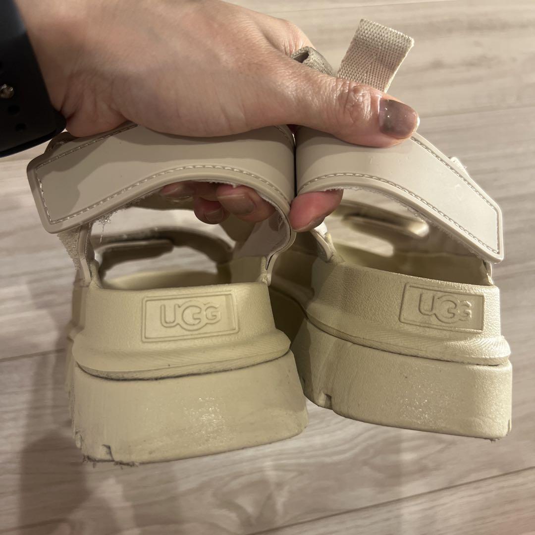UGG ベージュ スポーツサンダル