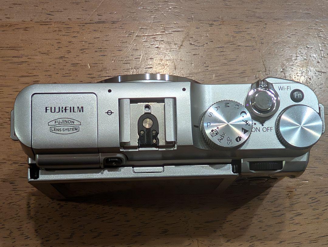 FUJIFILM X-A2 ボディブラウン デジカメミラーレス フジフィルム