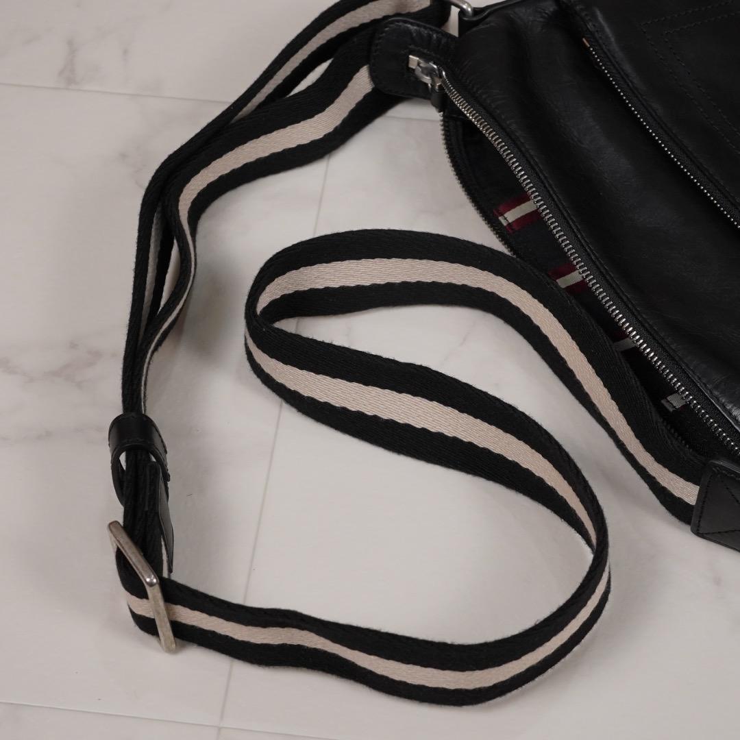 BALLY ショルダーバッグ ブラック レザー 袋 GYOL