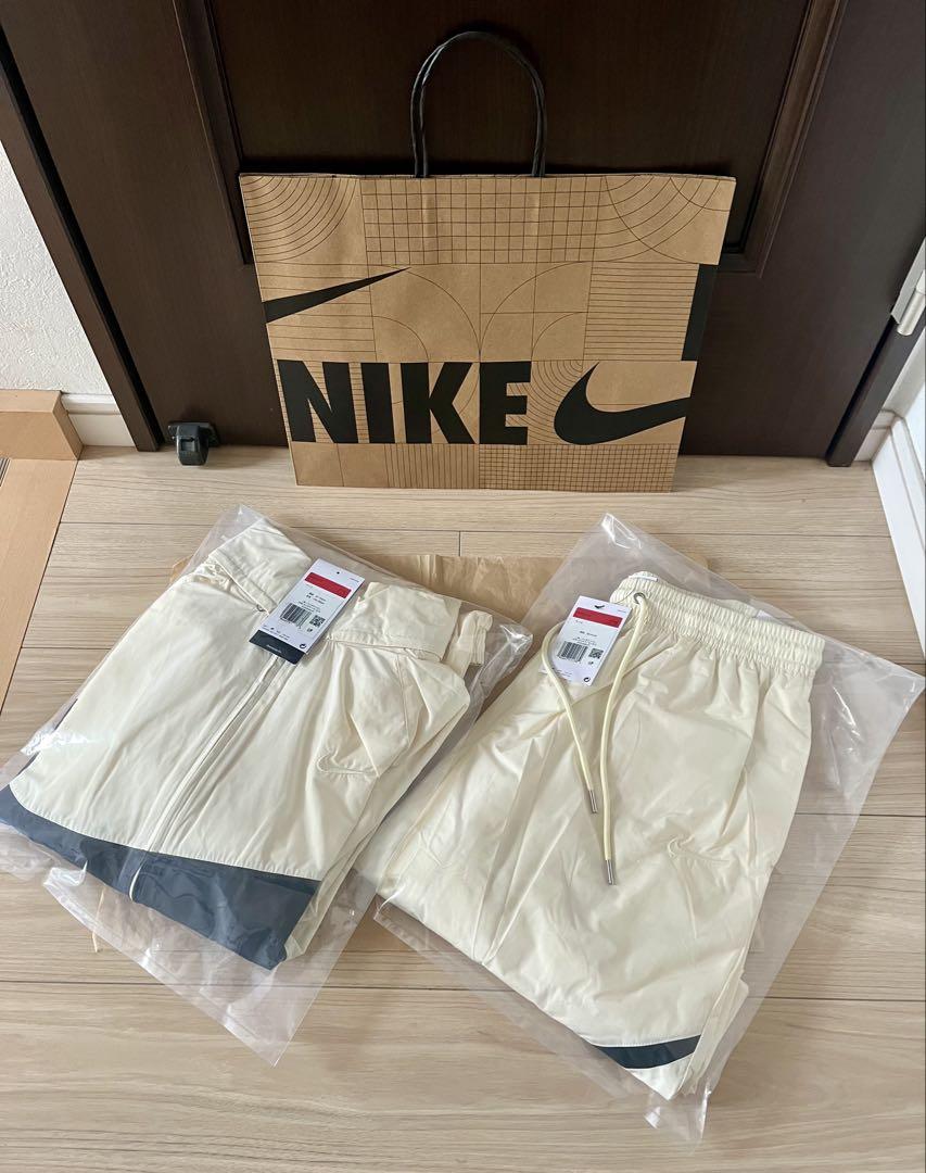 【新品・タグ付き】NIKE セットアップ　ウーブンジャケット　ウーブンパンツ