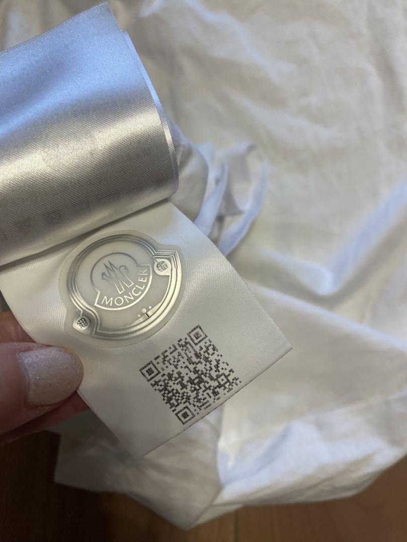 31日まで値下 美品 モンクレール Tシャツ 130 8a 直営店購入