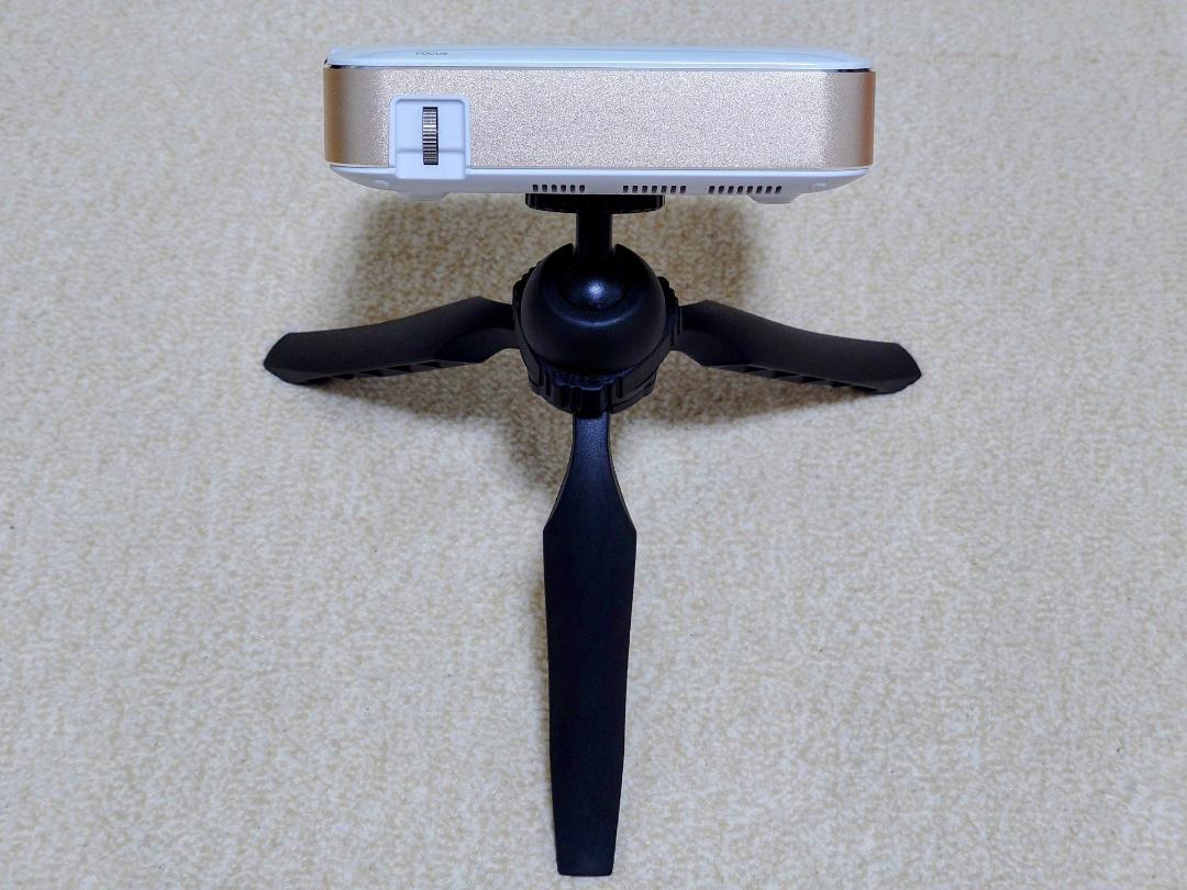 【極美品】KABENI pro2 フルHDモバイルプロジェクター カベーニプロ2