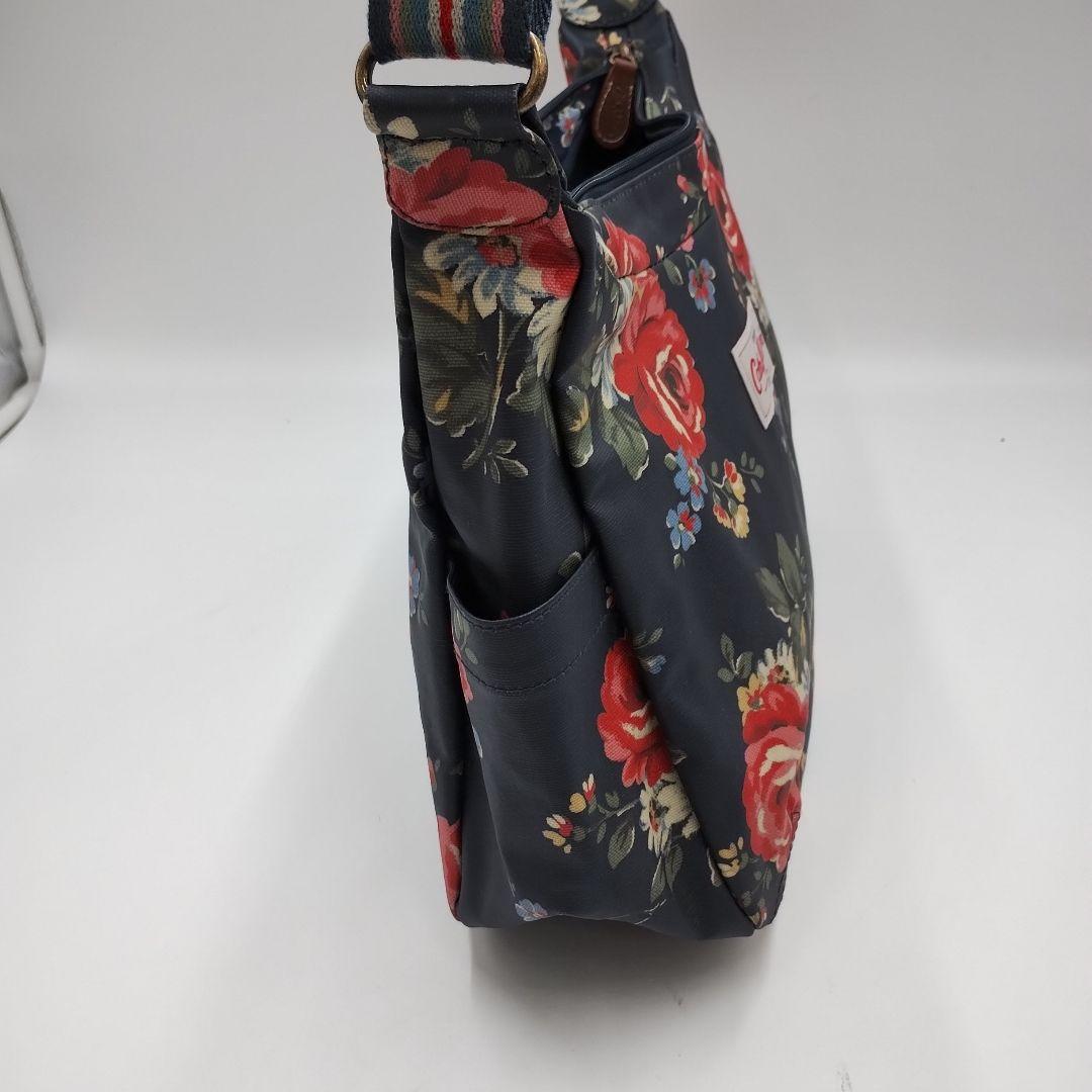 Cath Kidston キャスキッドソン ショルダーバッグ 紺地 花柄