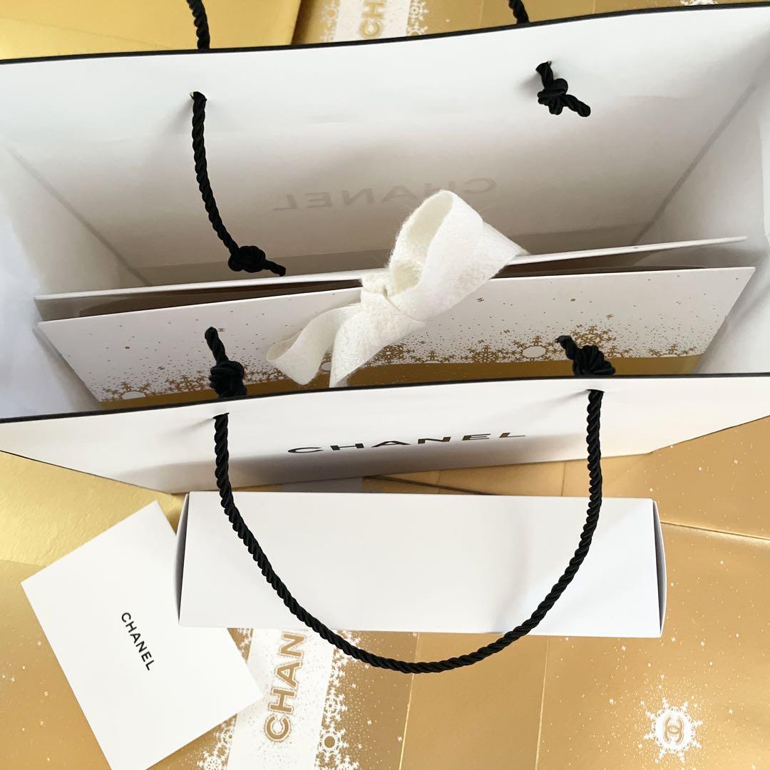 シャネル2024ホリデートータルルックセット未使用未開封品 ⭐︎値下げ中⭐︎新品CHANELコスメホリデー2024トータル ルック