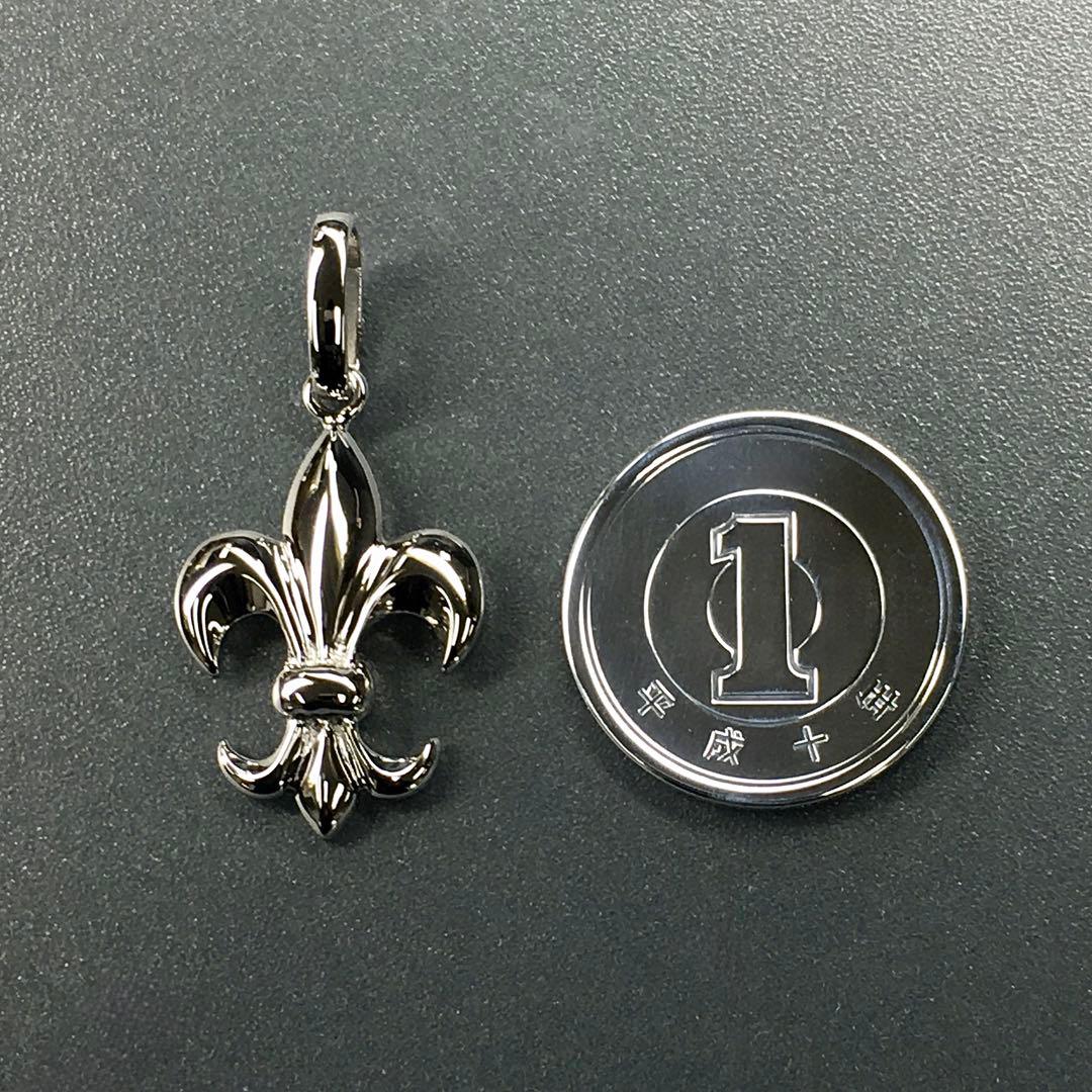 Pt950 ユリ紋章《大》ネックレス 地金物 Pt950 ユリ紋章《大》ネックレス 地金物