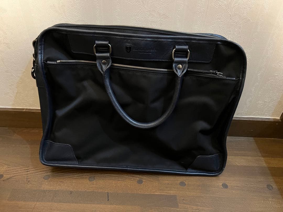 ビジネスバッグ