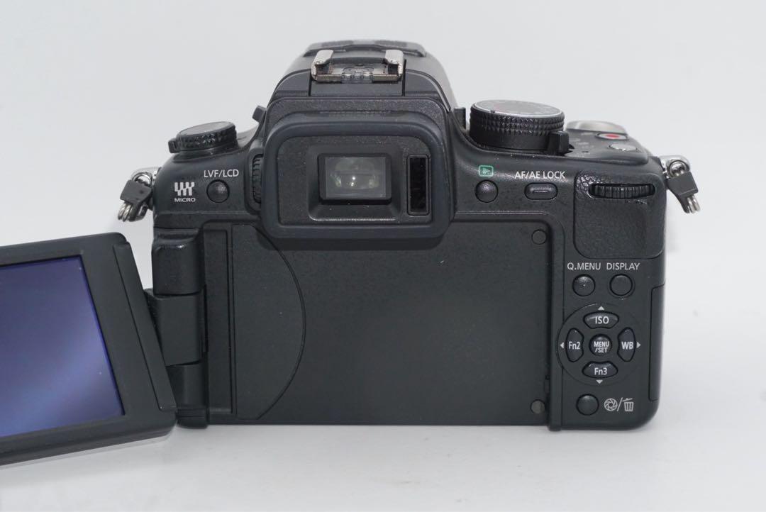 デジタルカメラ LUMIX GH2