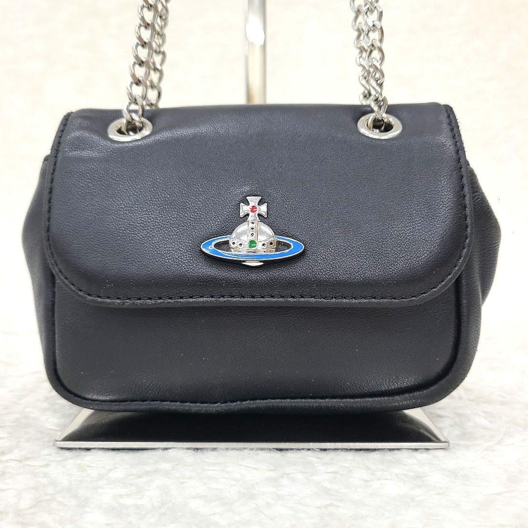 ヴィヴィアンウエストウッド　ナッパスモールパースウィズチェーン　ショルダーバッグ