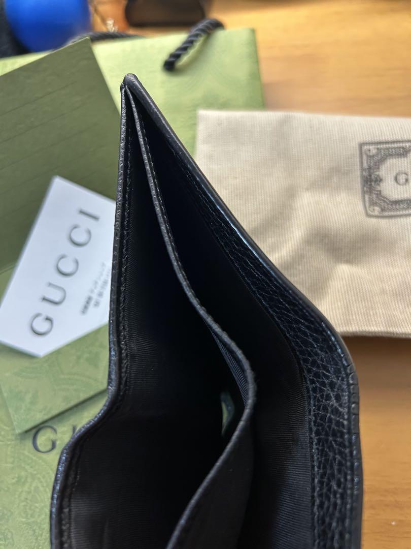 GUCCI ブラック 二つ折り財布
