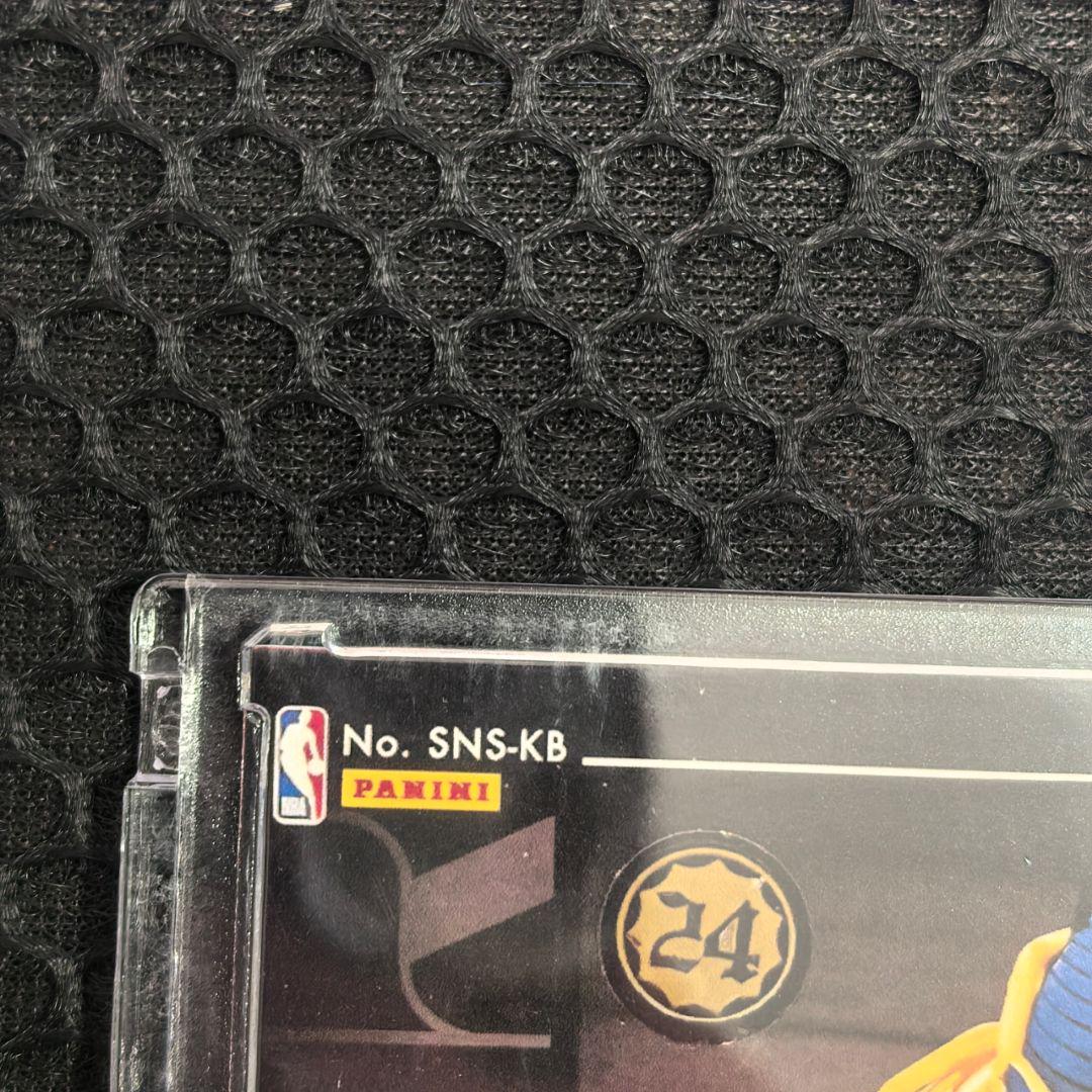 Kobe Bryant サイン入り NOIR カード 15/49