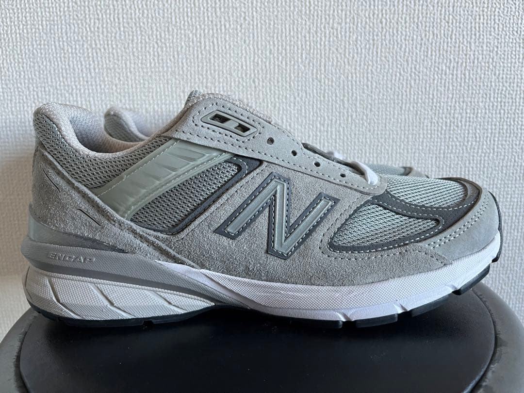 アメリカUSA製 ニューバランス W990GL5 グレー 25CM 8B