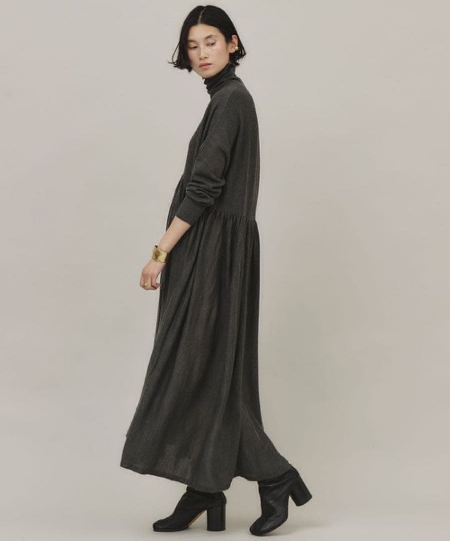 カレンソロジー ウールハイネックギャザーワンピース グレー SIZE Curensology