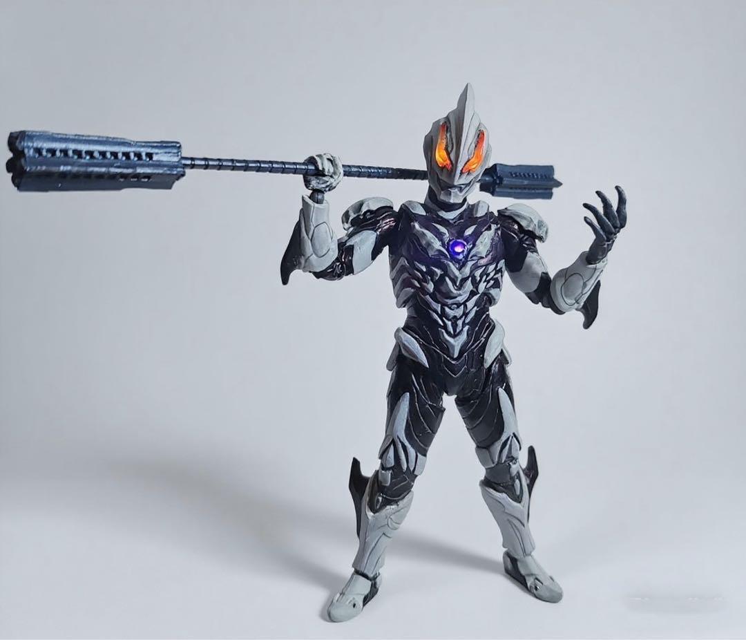 S.H.Figuarts ウルトラマンベリアル アトロシアス 発光改造 全塗装
