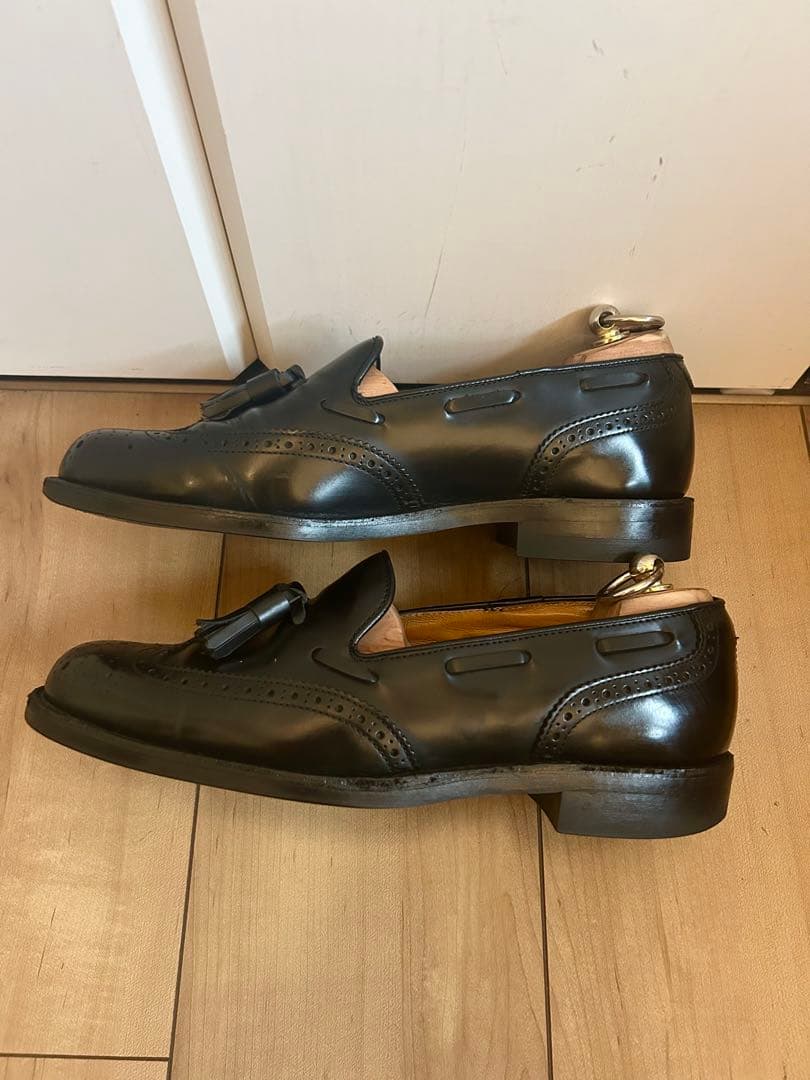 タッセルウイングチップローファー