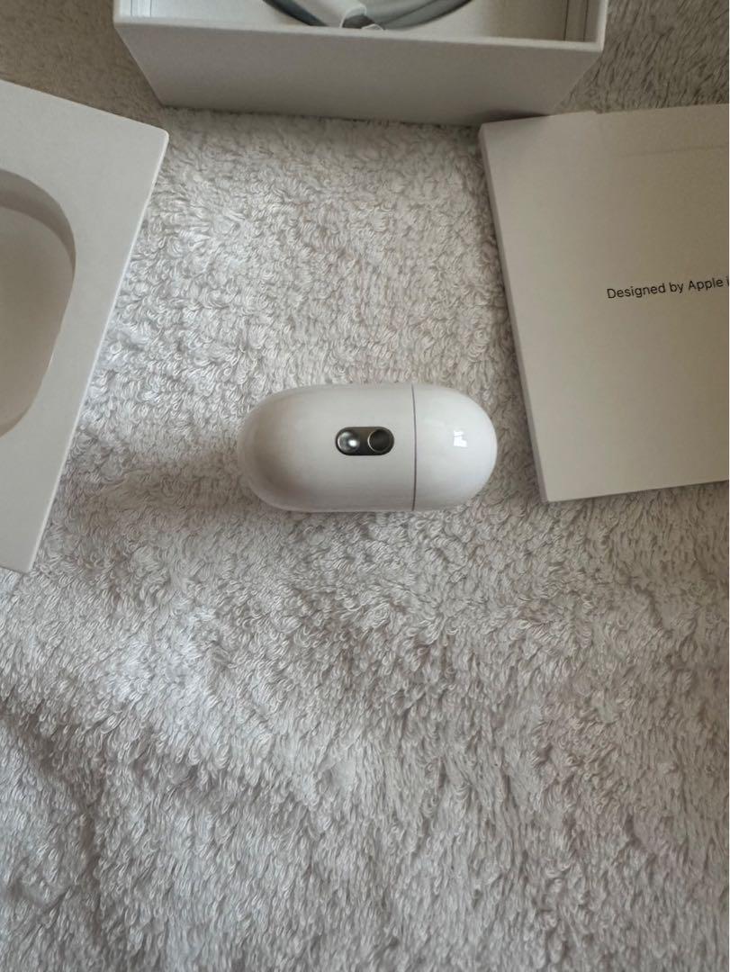 AirPods Pro（第二世代）ホワイト　本体　シリアル　GRQ22RYWW4