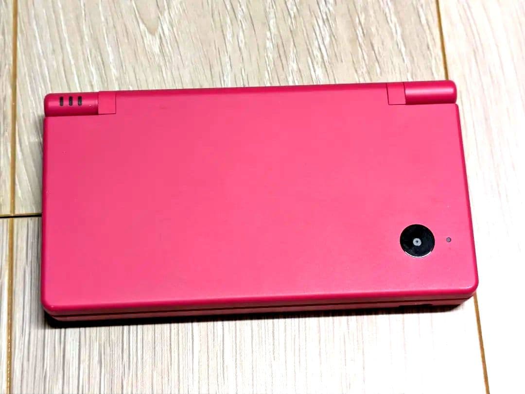 起動 済目立った傷や汚れなし