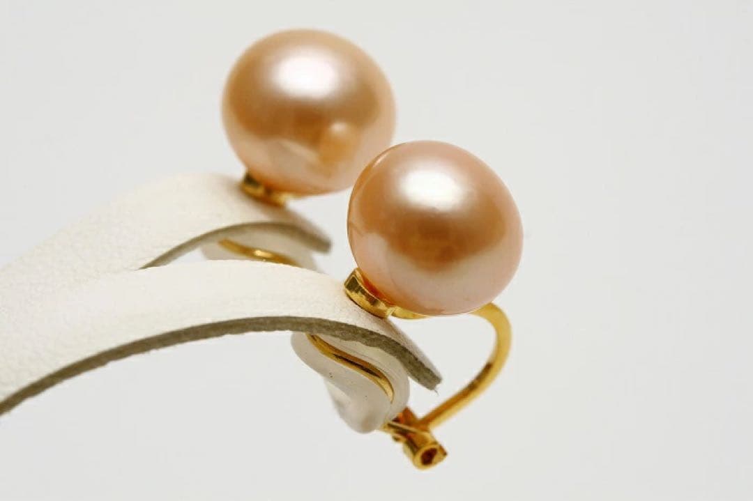 淡水真珠パールイヤリング 11mm オレンジカラー 淡水真珠パールイヤリング 11mm オレンジカラー