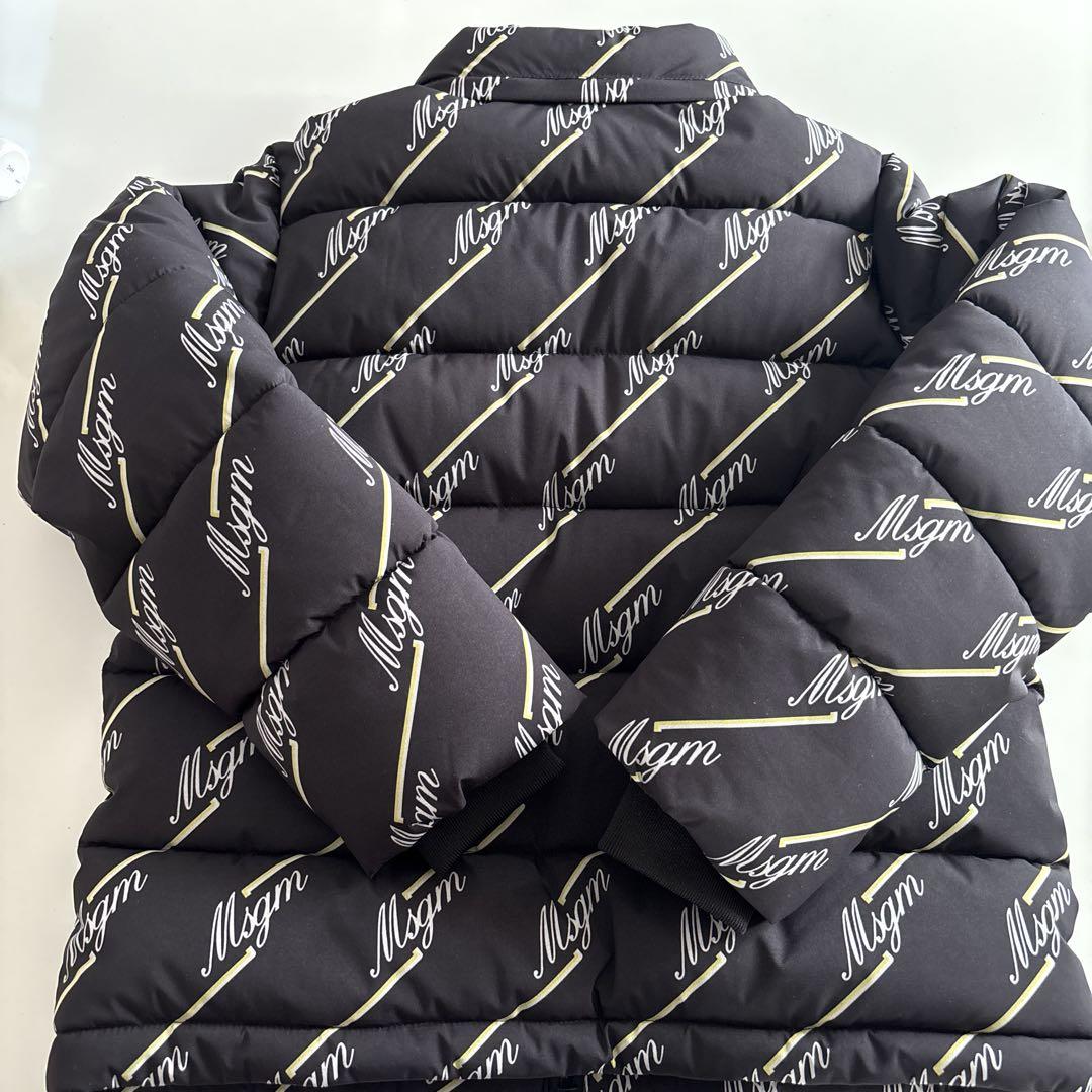 【美品】　MSGM キッズ(12Anni) 総柄ロゴ　アウター