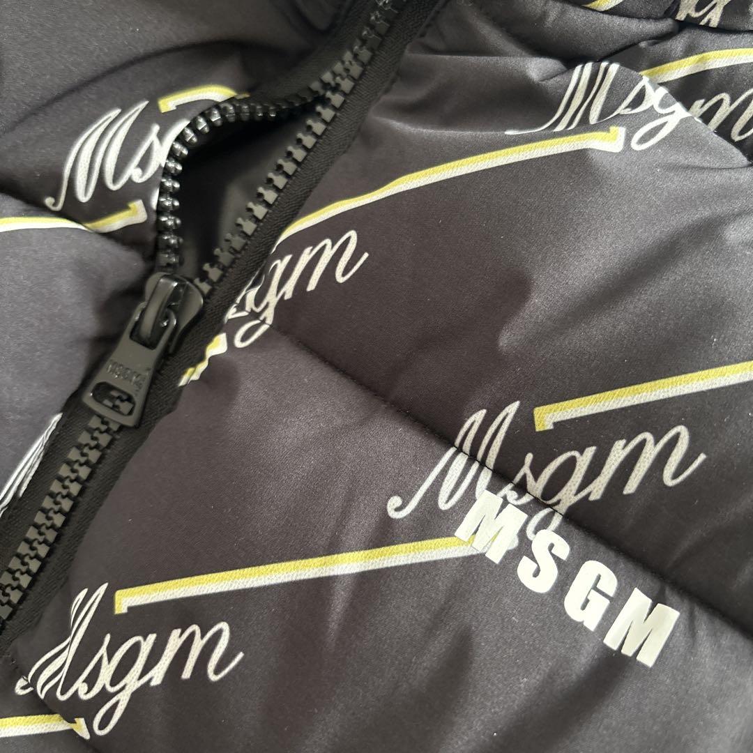 【美品】　MSGM キッズ(12Anni) 総柄ロゴ　アウター
