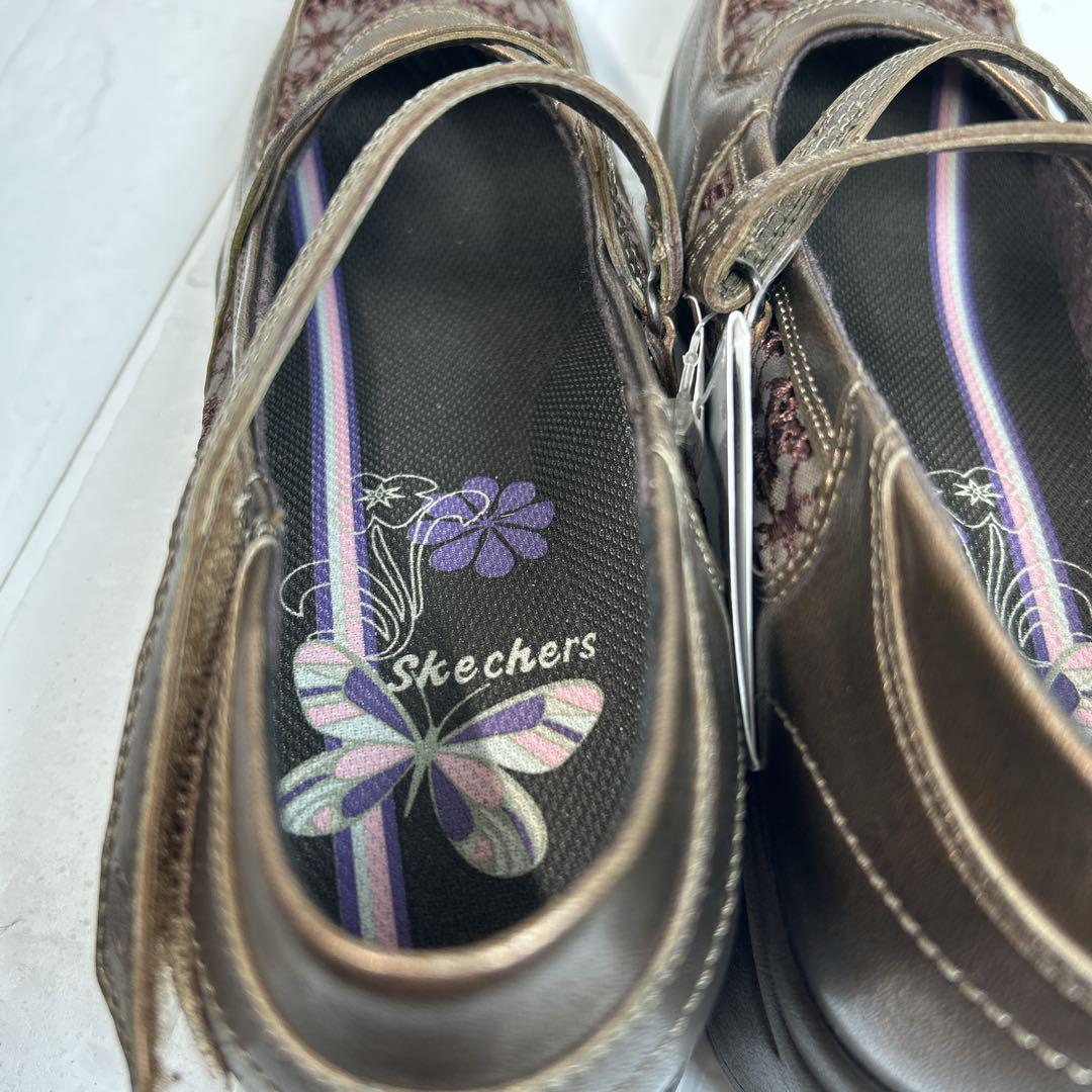 新品・タグ付き【SKECHERS】ヒールスニーカー(25)レース　厚底　パンプス