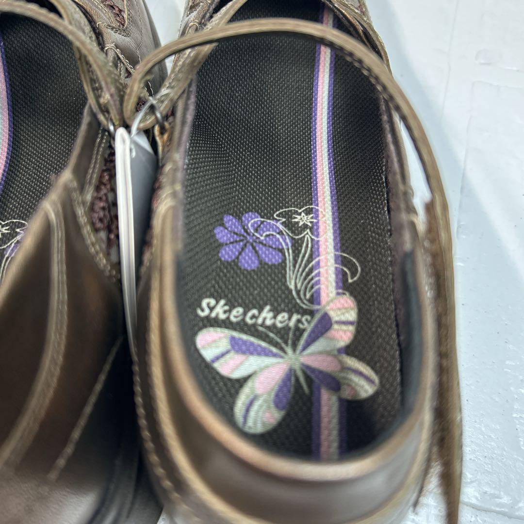 新品・タグ付き【SKECHERS】ヒールスニーカー(25)レース　厚底　パンプス