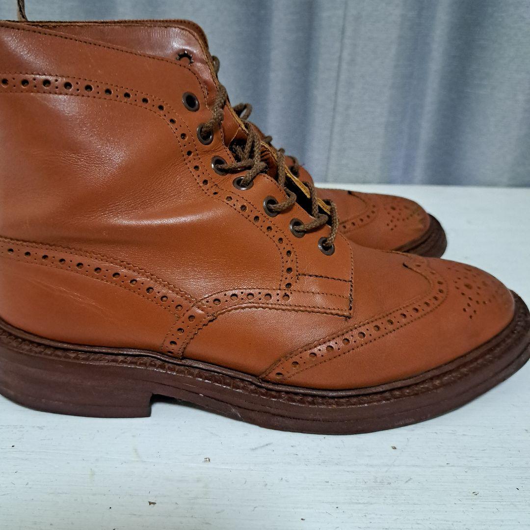 Tricker