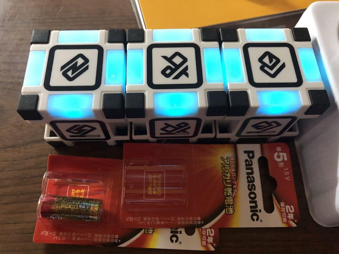 HikaMiku／゜(๑°口°๑)゜＼Cozmo ロボット Anki製