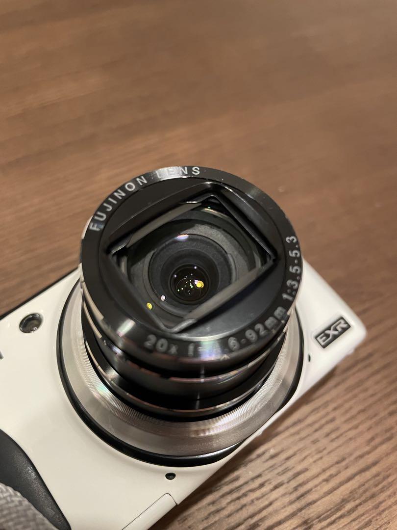 FUJIFILM FinePix F1000EXR digital camera W. 20x Zoom Lens