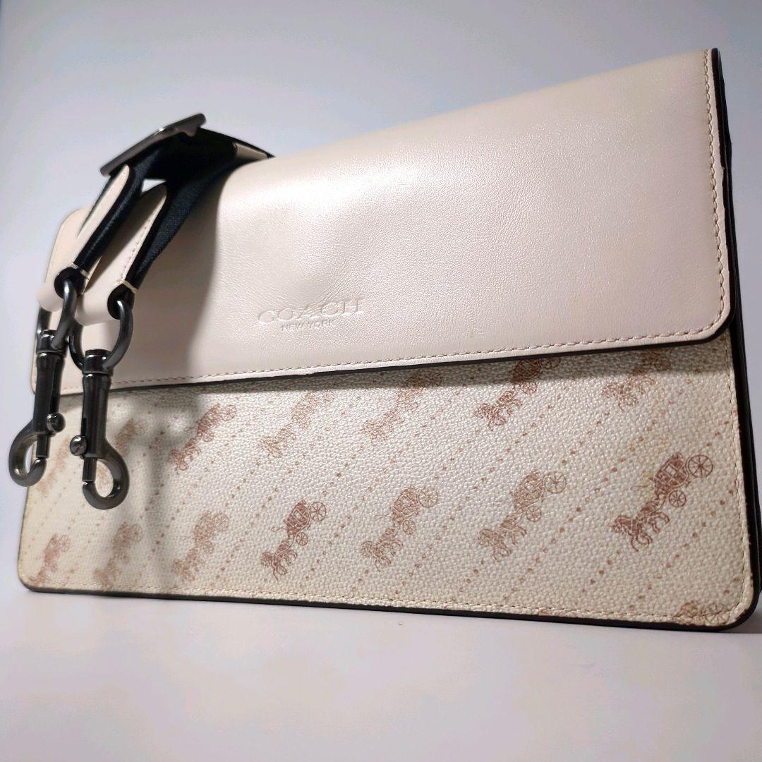 美品✨️コーチ ターナー 2way ショルダーバッグ ホースアンドキャリッジ 白