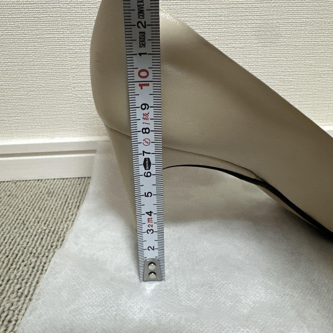 はぴはぴはぴ　sergio rossi sr1 パンプス　ホワイト