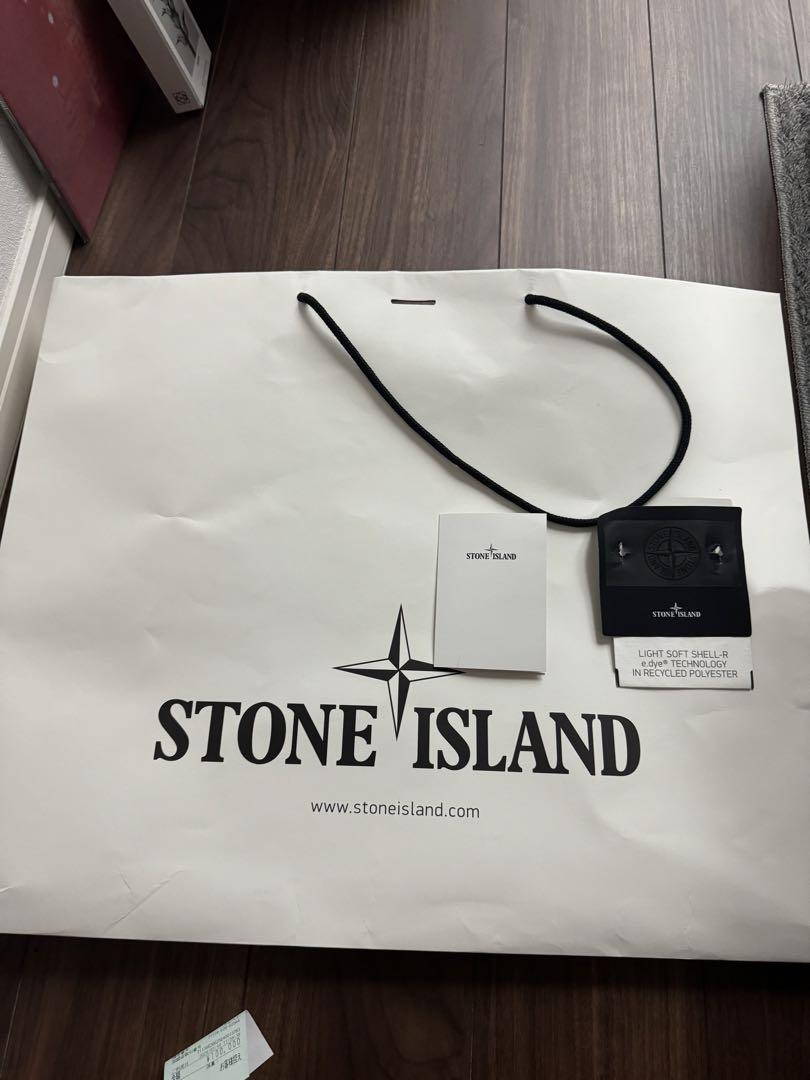 STONE ISLAND ブラック シェルジャケット