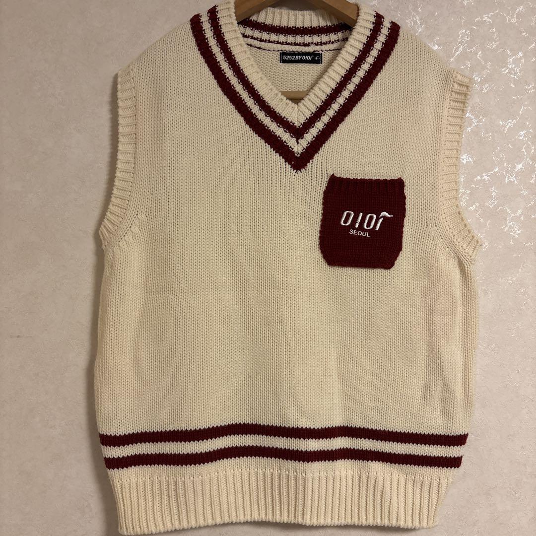 5252 BY oioi ニットベスト Vネック