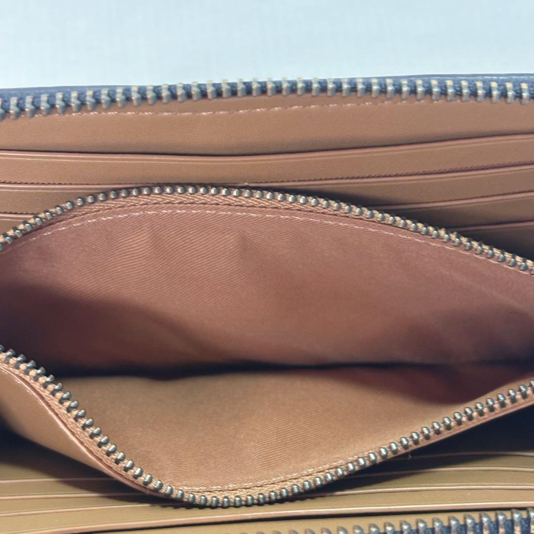美品 COACH ストライプ 長財布 コーチ シグネチャー アウトレット品